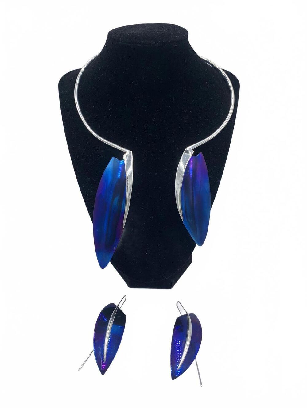 Joaqín Berao Feather Style 925 Earrings Omega Necklace Set